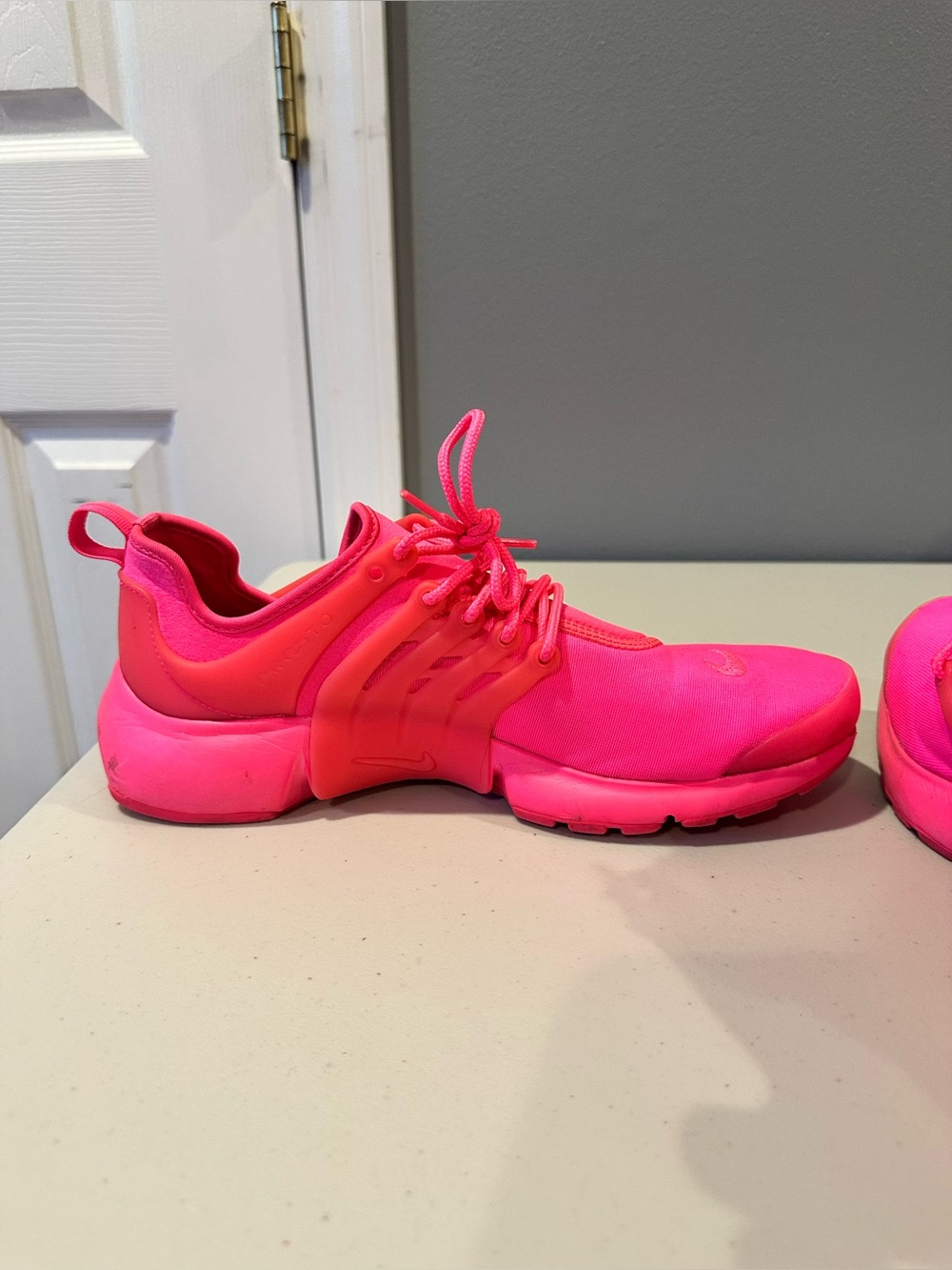 Nike Air Presto Triple Pink (Women's) Sneakers - Picture 4 of 12
